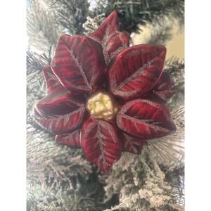 Set Of 2 Macy's Holiday Lane 4.5 Inch Red & Gold Glass Poinsetta Ornaments